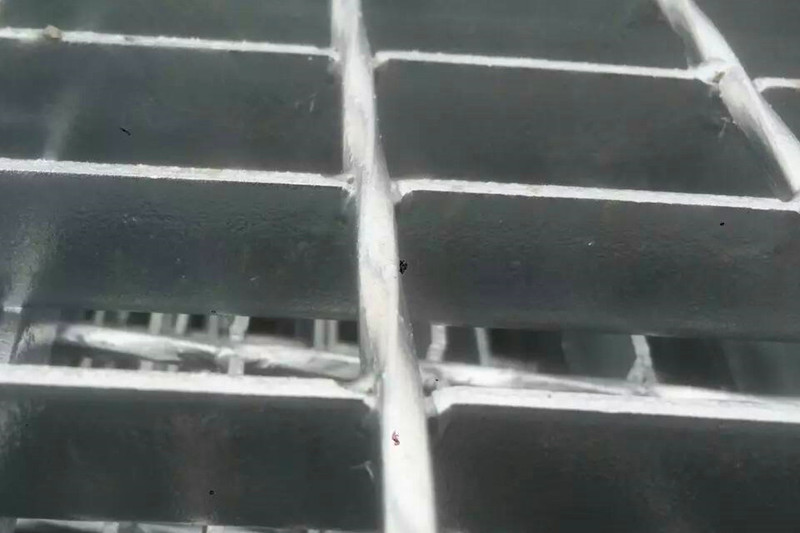 熱鍍鋅鋼格板
